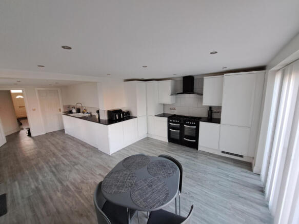 3 bed property, in Wisbech, £230,000