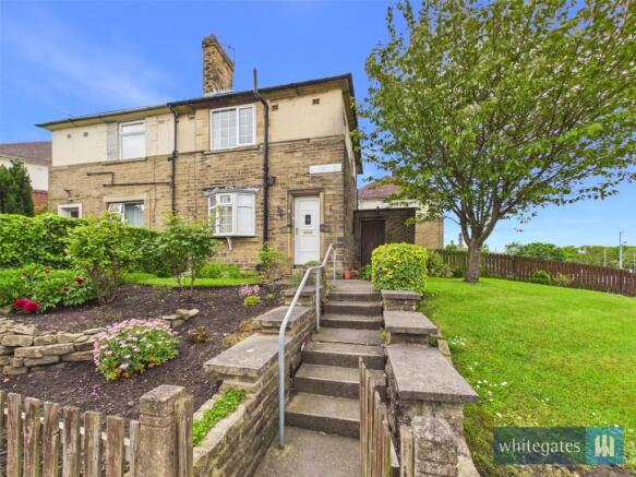 3 bed property, in Louis Avenue, £130,000