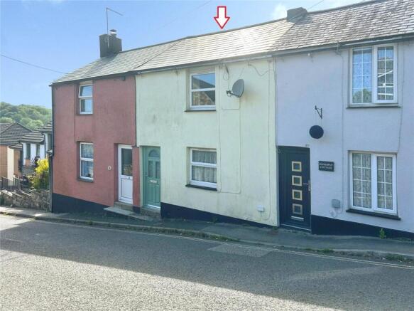 2 bed property, in Rhind Street, £140,000