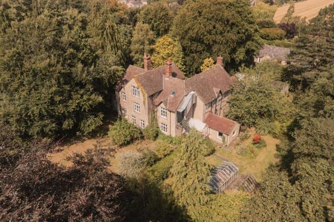 7 bed property, in The Hayes, £2,750,000