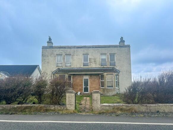 4 bed property, in 18 Habost, £73,000