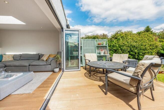3 bed property, in The Causeway, £530,000