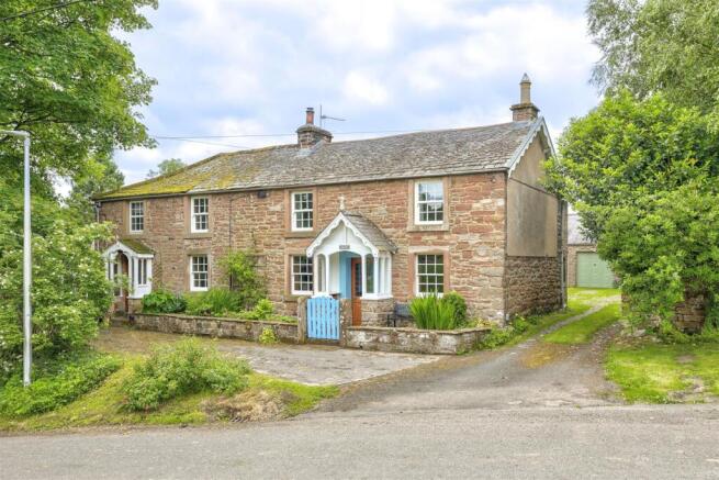 3 bed property, in Hunsonby, £275,000