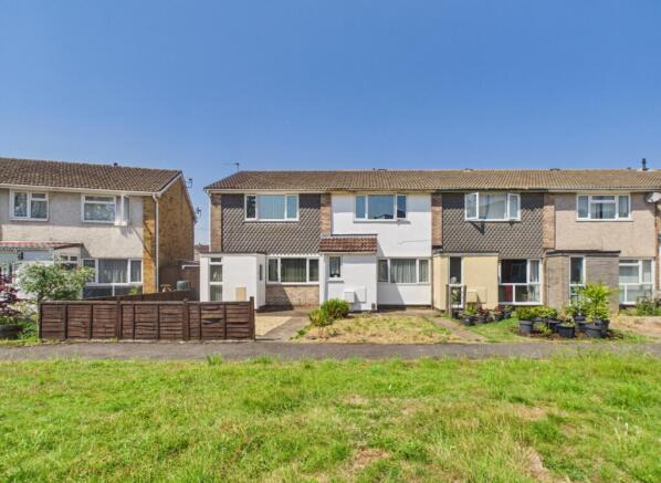 2 bed property, in Hardwick, £245,000