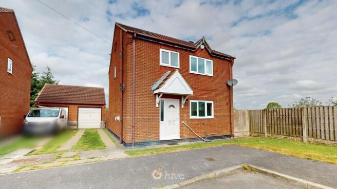 3 bed property, in Manor Road, £149,950