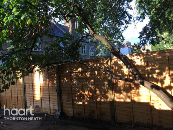 2 bed property, in Northborough Road, £415,000