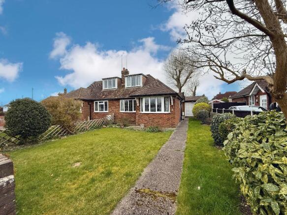 3 bed property, in Poplar Avenue, £350,000