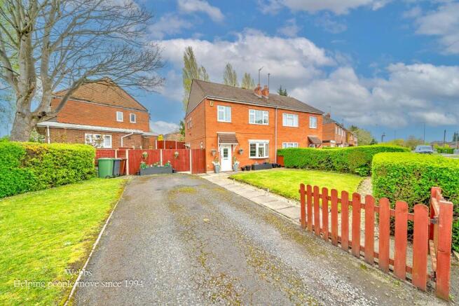 3 bed property, in Sneyd Hall Road, £220,000