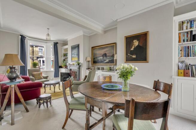 2 bed property, in Fullerton Road, £1,100,000